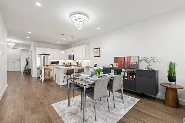 $695,000 | 9 Independence Avenue, Unit 307, Braintree, MA 02184