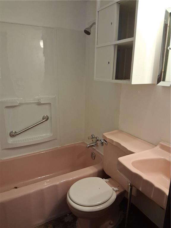 10 John Street Carnegie, PA 15106 - Photo 6 of 10