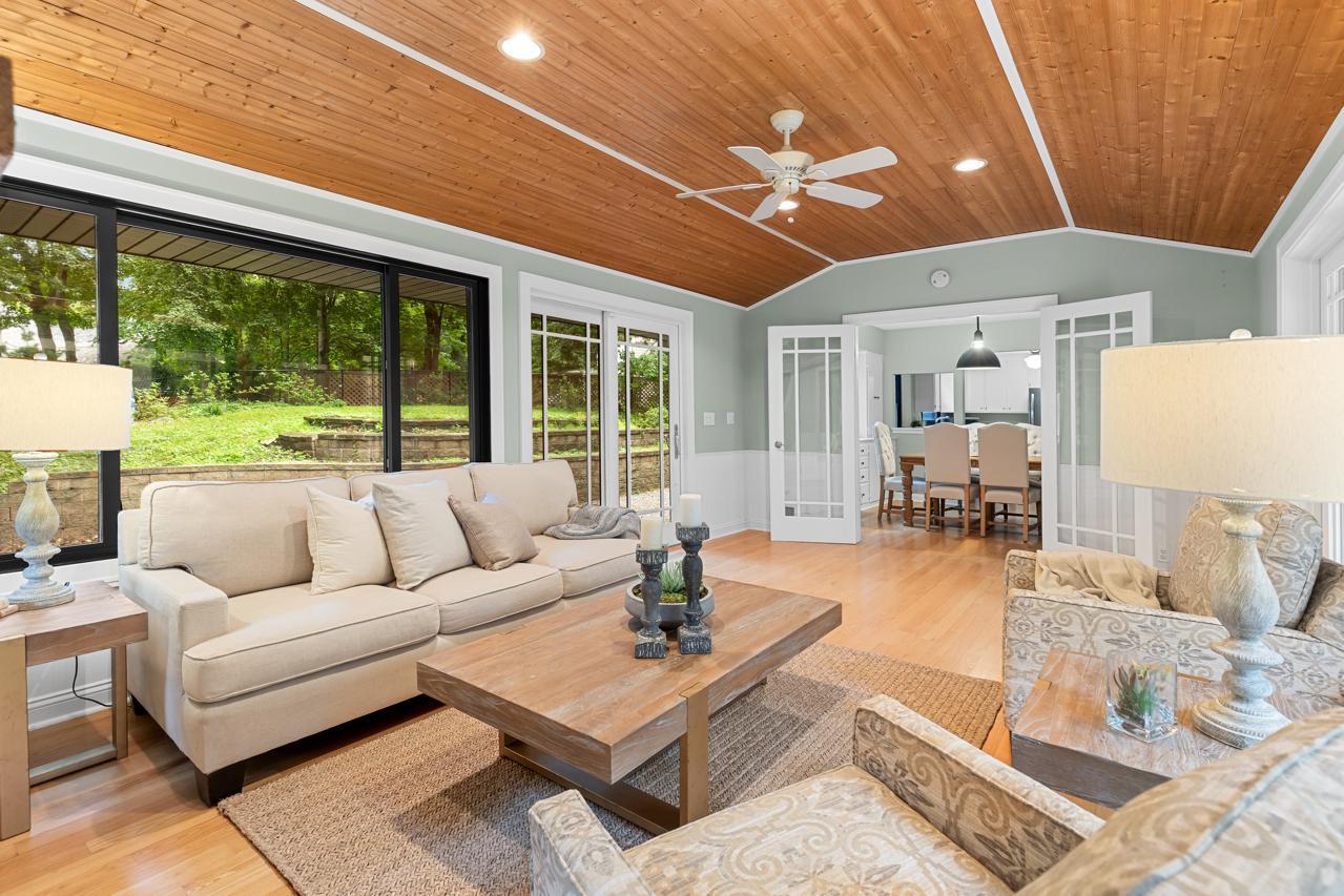 243 Bushaway Road Wayzata, MN 55391 - Photo 20 of 38 Gallery Image 20