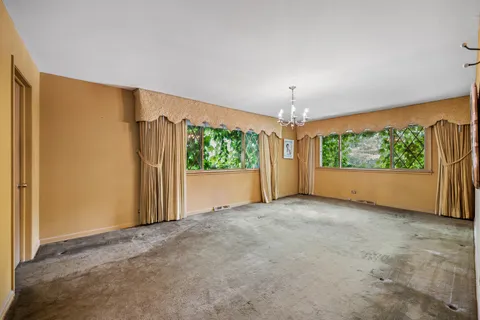 $499,000 | 2419 Lake Avenue, Wilmette, IL 60091