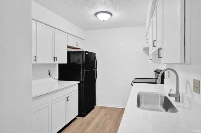 $230,000 | 3220 John Hinkle Place, Unit B, Bloomington, IN 47408