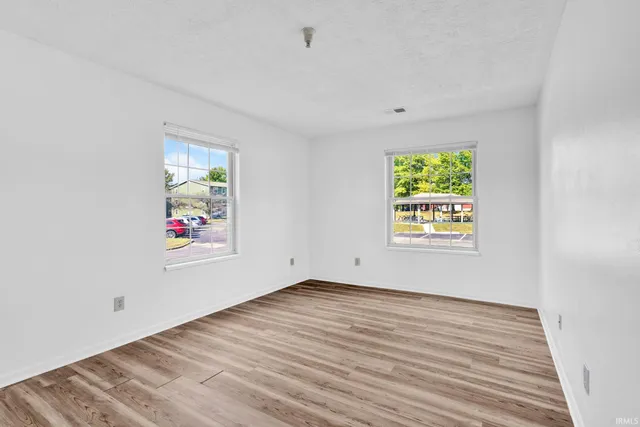 $230,000 | 3220 John Hinkle Place, Unit B, Bloomington, IN 47408