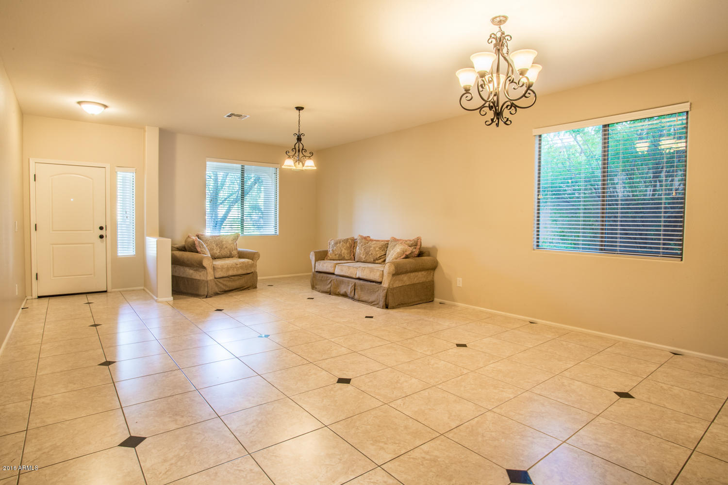 4313 East Folgers Road Phoenix, AZ 85050 - Photo 3 of 22 Family Room