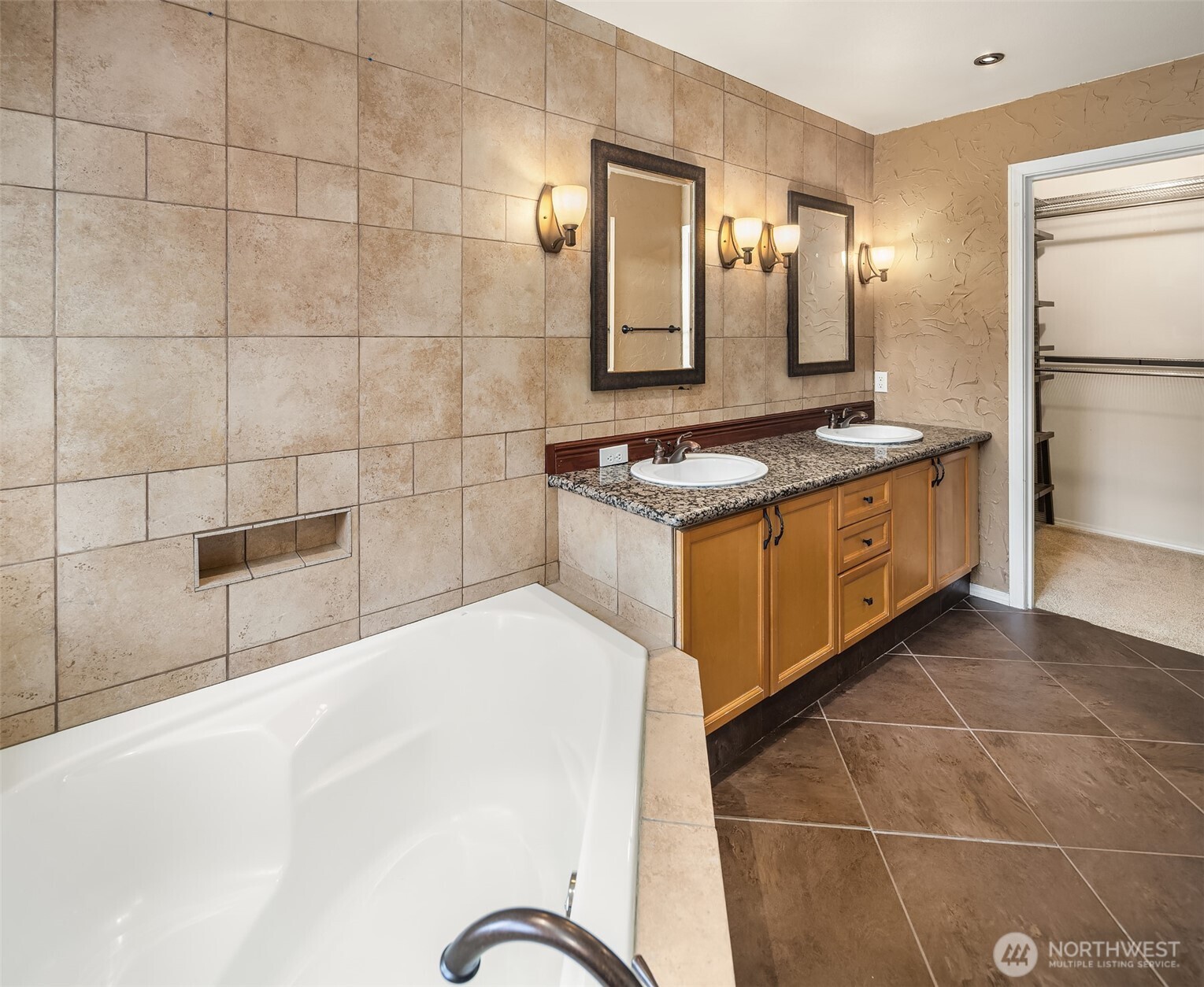 12113 Northeast 172nd Place, Unit J202 Bothell, WA 98011 - Photo 21 of 30