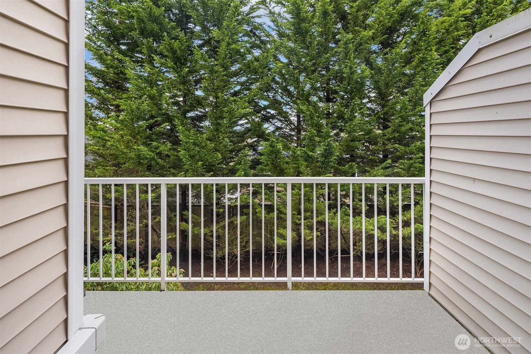 12113 Northeast 172nd Place, Unit J202 Bothell, WA 98011 - Photo 26 of 29 a balcony with a small space