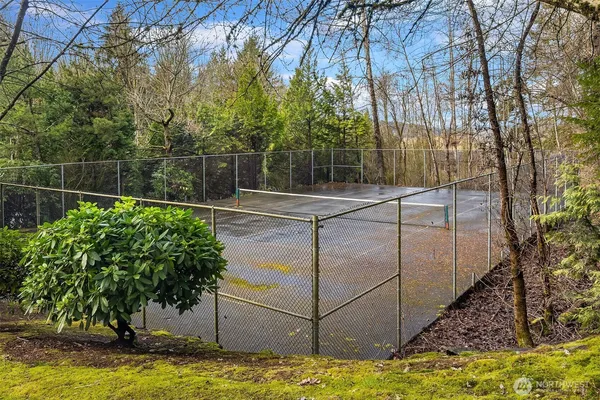 $600,000 | 12113 Northeast 172nd Place, Unit J202, Bothell, WA 98011