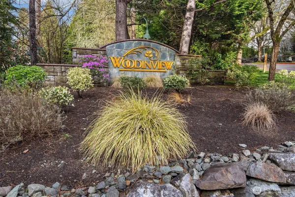 $600,000 | 12113 Northeast 172nd Place, Unit J202, Bothell, WA 98011
