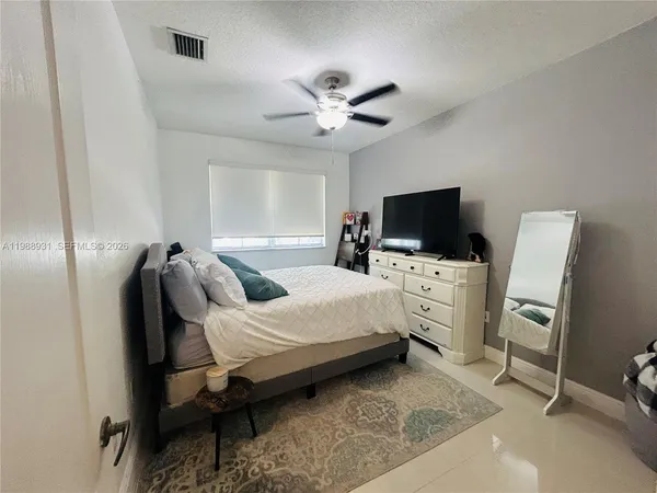 $4,100 | 10963 Northwest 87th Lane, Unit 10963, Doral, FL 33178