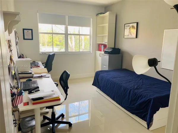 $4,100 | 10963 Northwest 87th Lane, Unit 10963, Doral, FL 33178