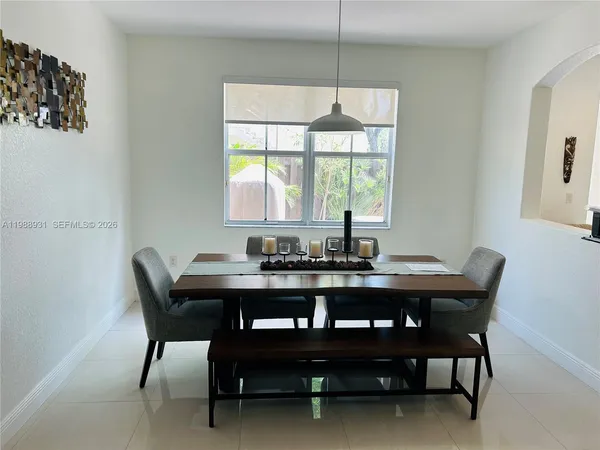 $4,100 | 10963 Northwest 87th Lane, Unit 10963, Doral, FL 33178