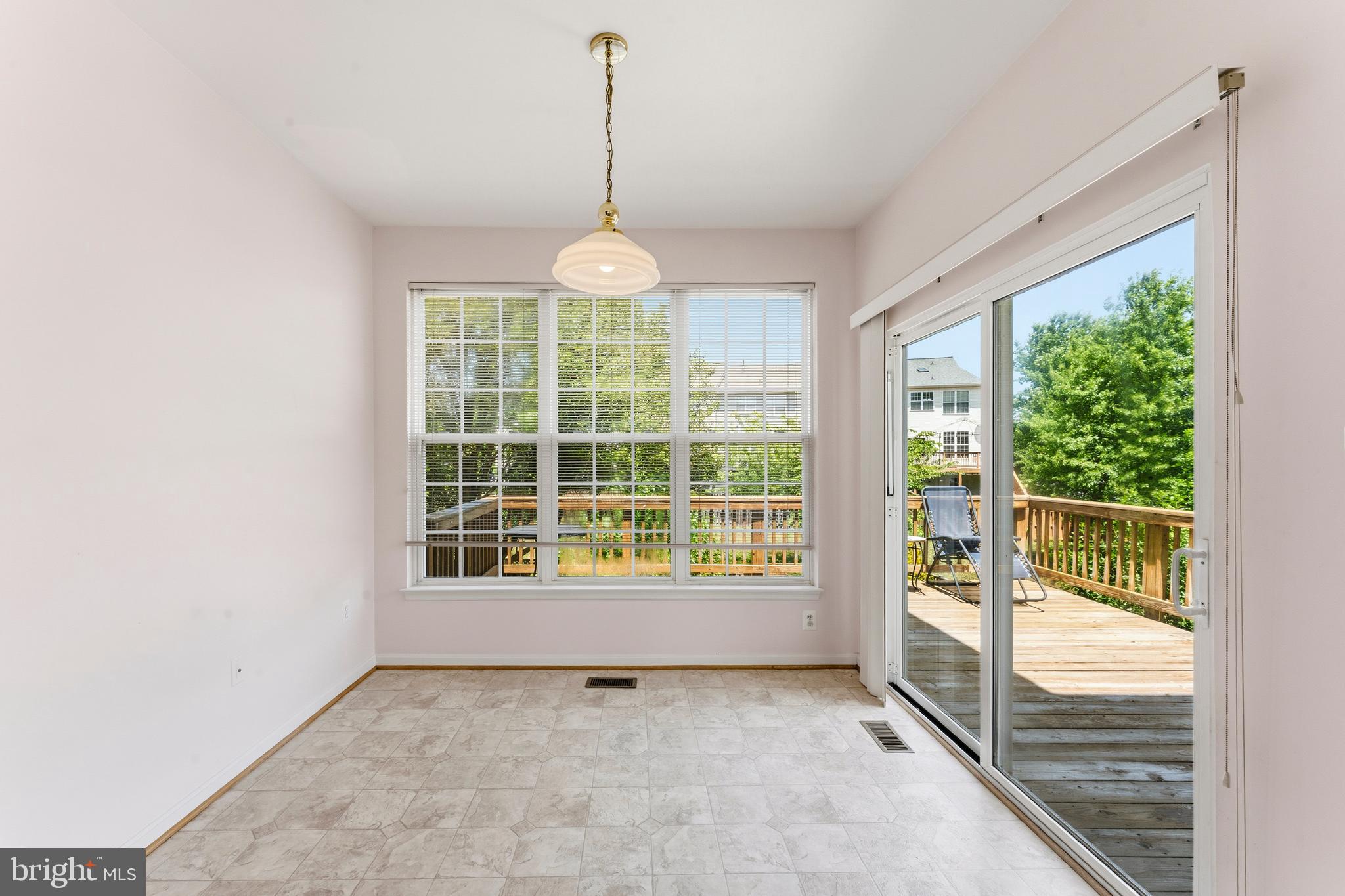 218 Harpers Way Frederick, MD 21702 - Photo 14 of 49