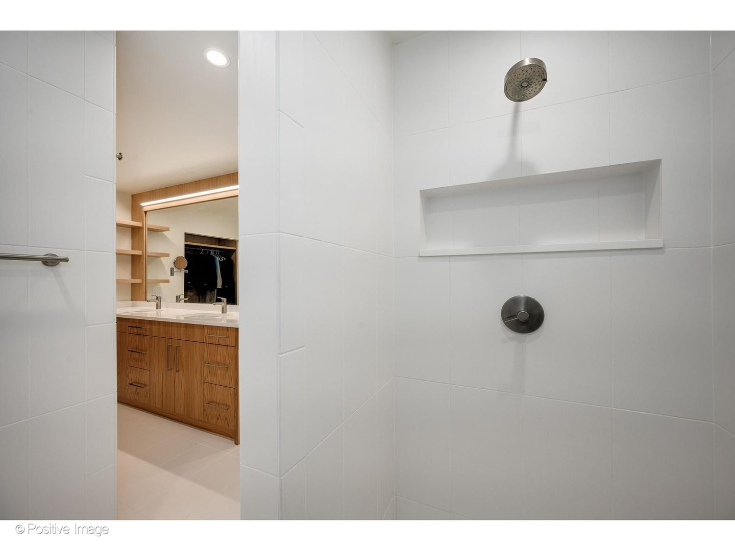 1307 North Sutton Place Chicago, IL 60610 - Photo 26 of 43