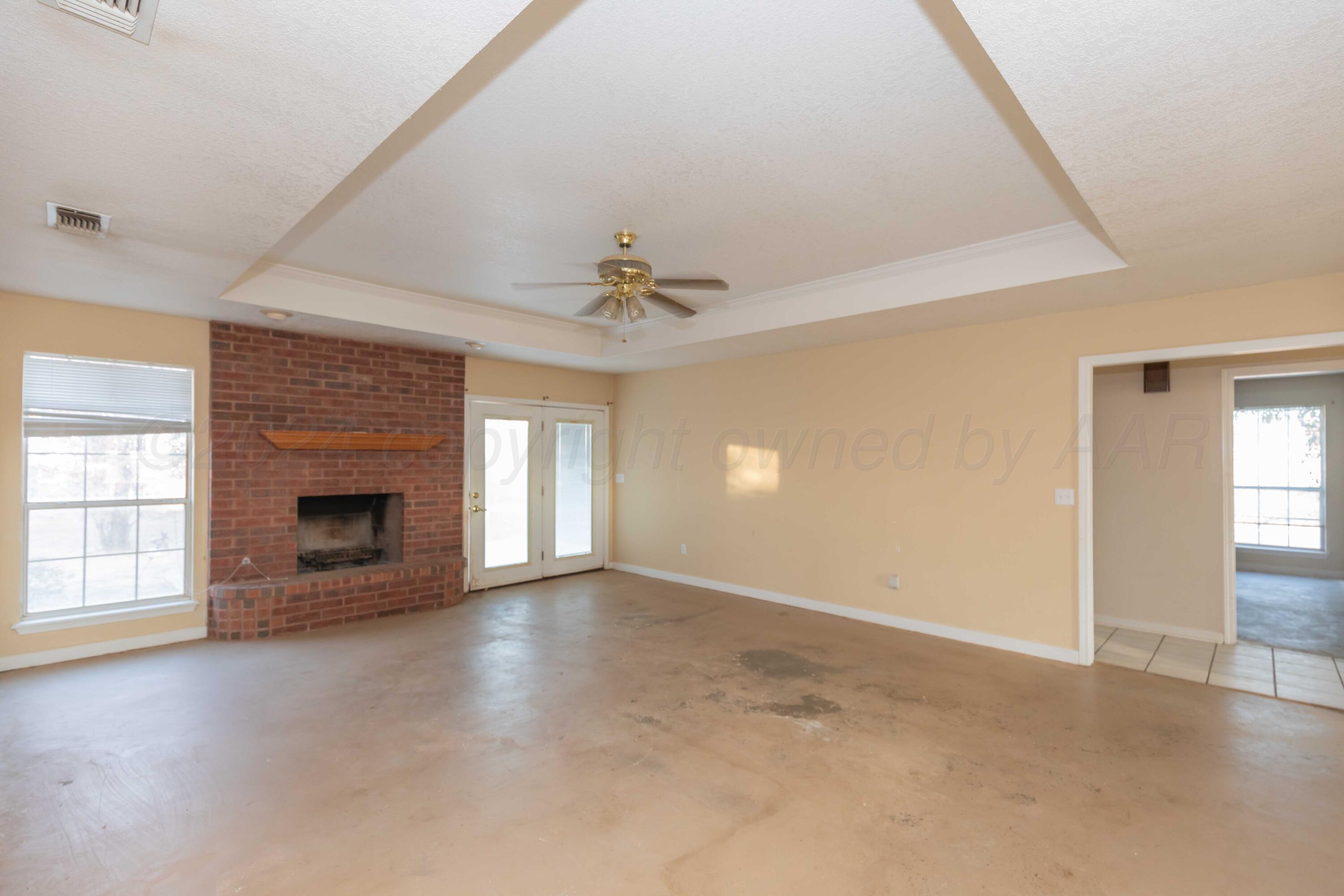 9100 Dowell Road Amarillo, TX 79119 - Photo 13 of 48 LIVING ROOM VIEW 1