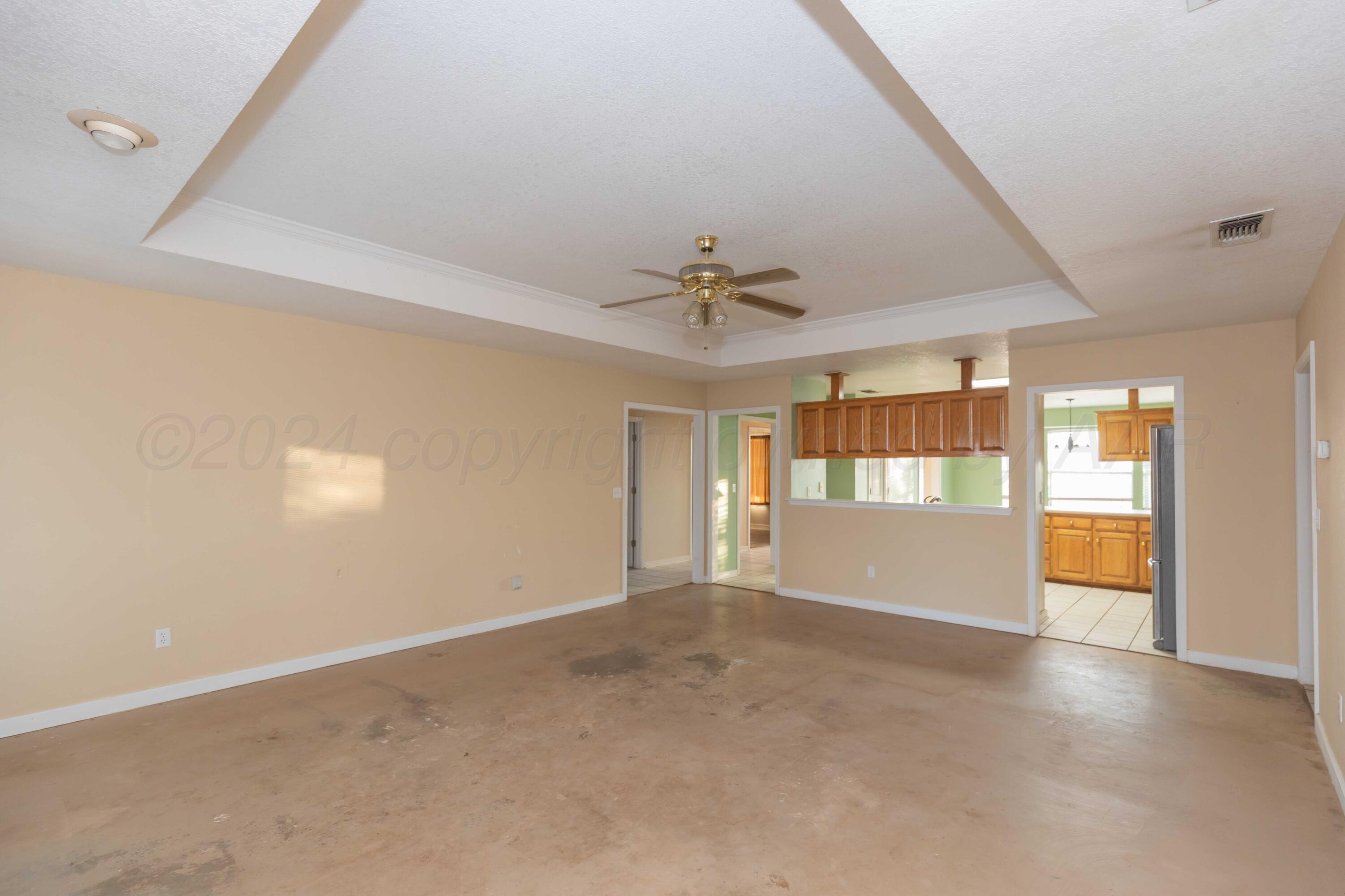 9100 Dowell Road Amarillo, TX 79119 - Photo 14 of 48 LIVING ROOM VIEW 2
