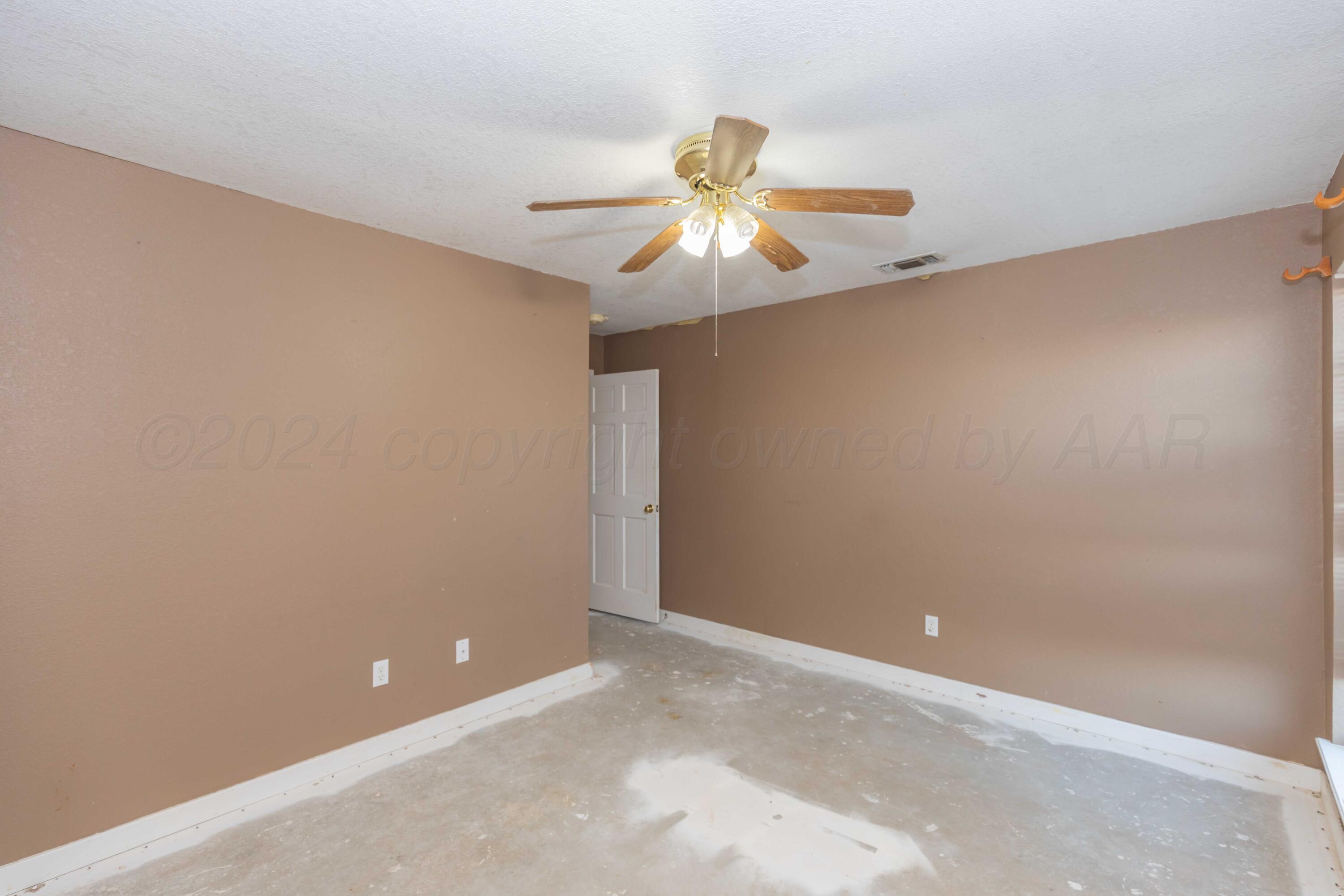 9100 Dowell Road Amarillo, TX 79119 - Photo 19 of 48 BEDROOM 2 VIEW 3