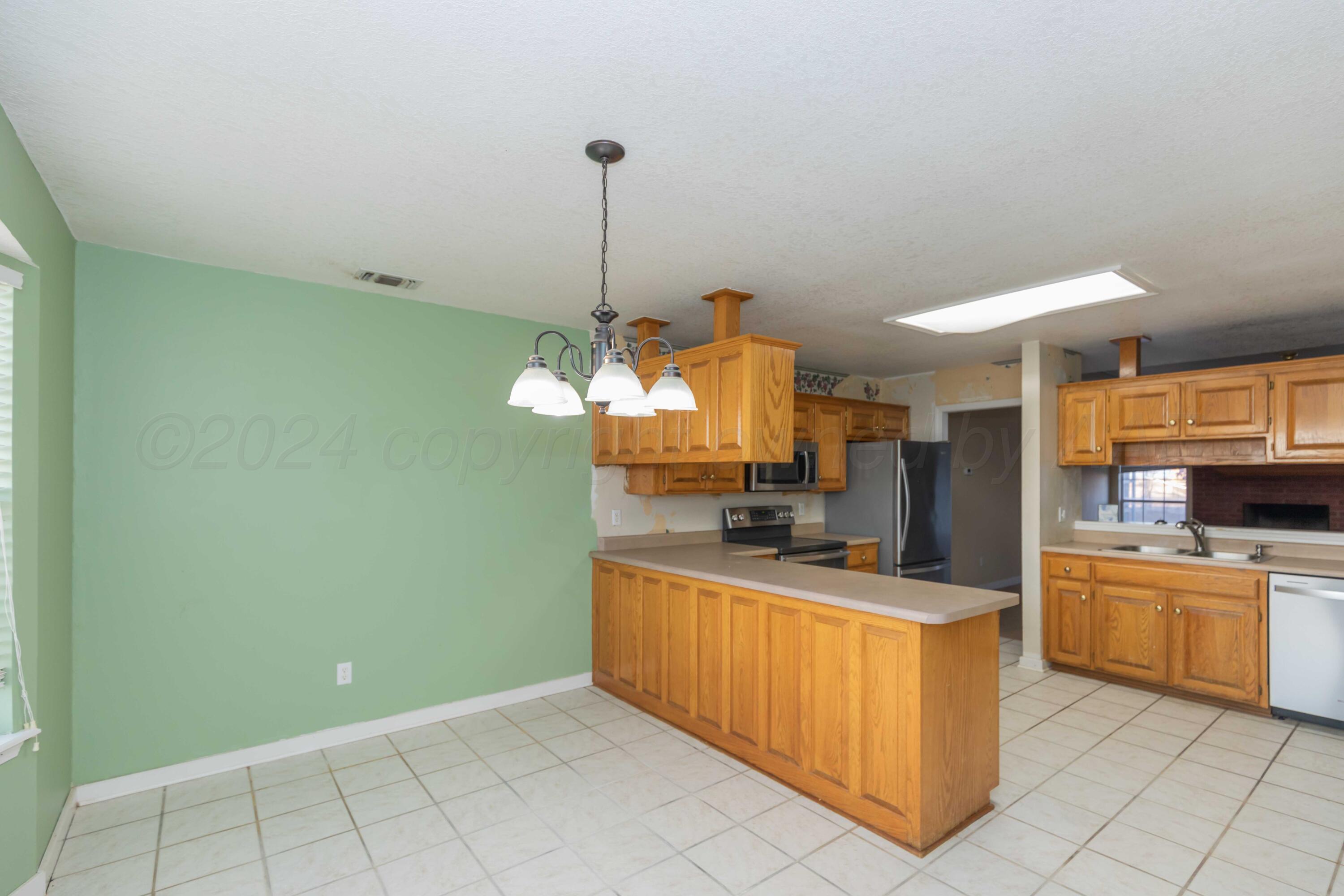 9100 Dowell Road Amarillo, TX 79119 - Photo 8 of 48 DINING VIEW 2