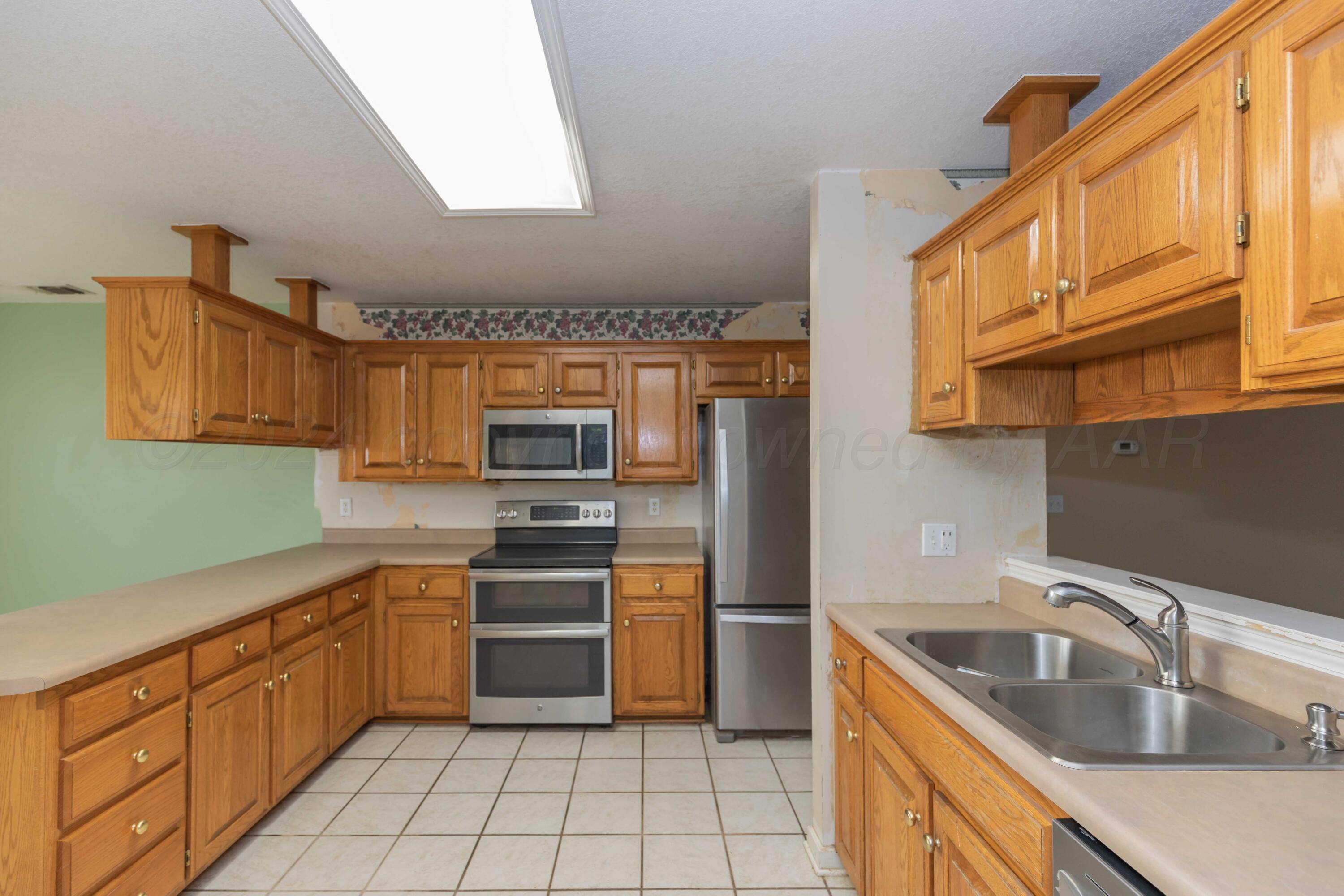9100 Dowell Road Amarillo, TX 79119 - Photo 10 of 48 KITCHEN VIEW 3