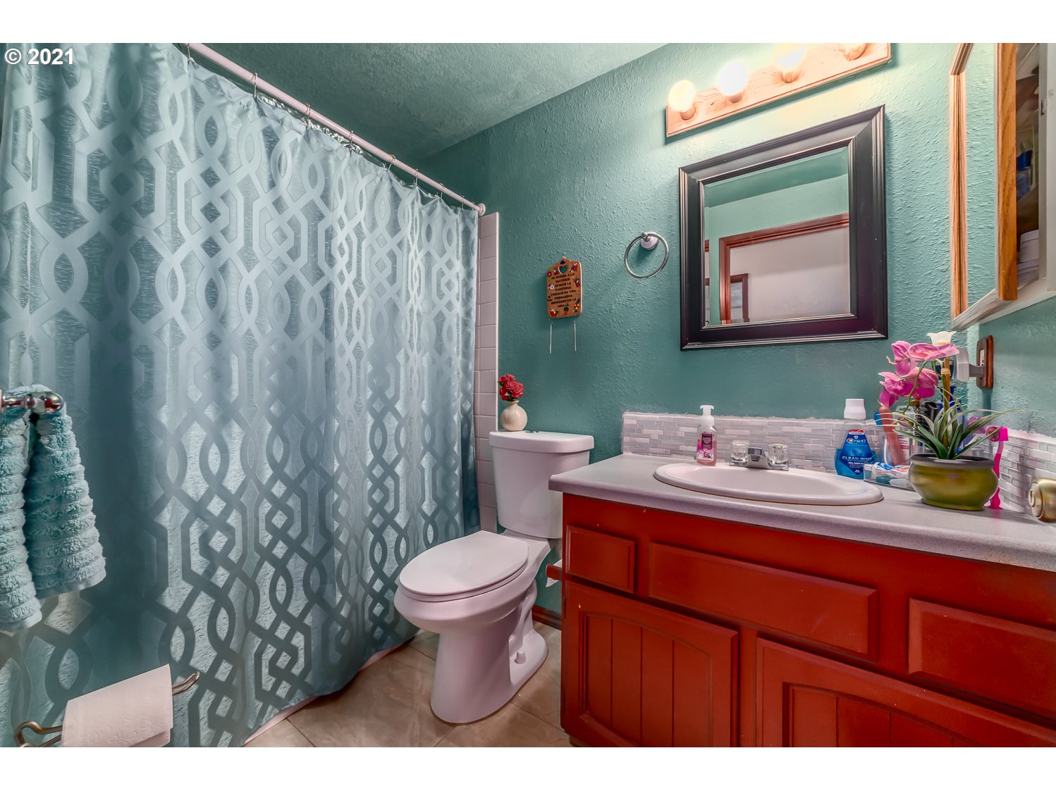 4853 Daisy Street Springfield, OR 97478 - Photo 19 of 32