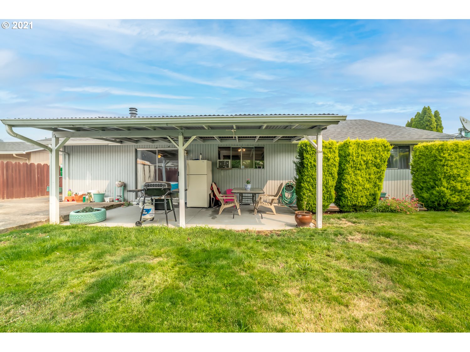 4853 Daisy Street Springfield, OR 97478 - Photo 23 of 32