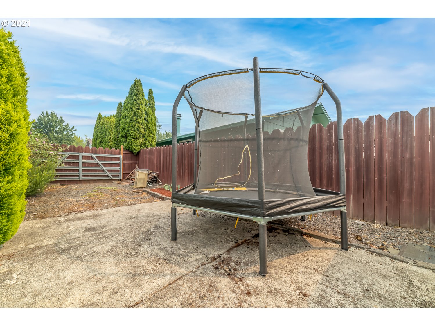 4853 Daisy Street Springfield, OR 97478 - Photo 25 of 32