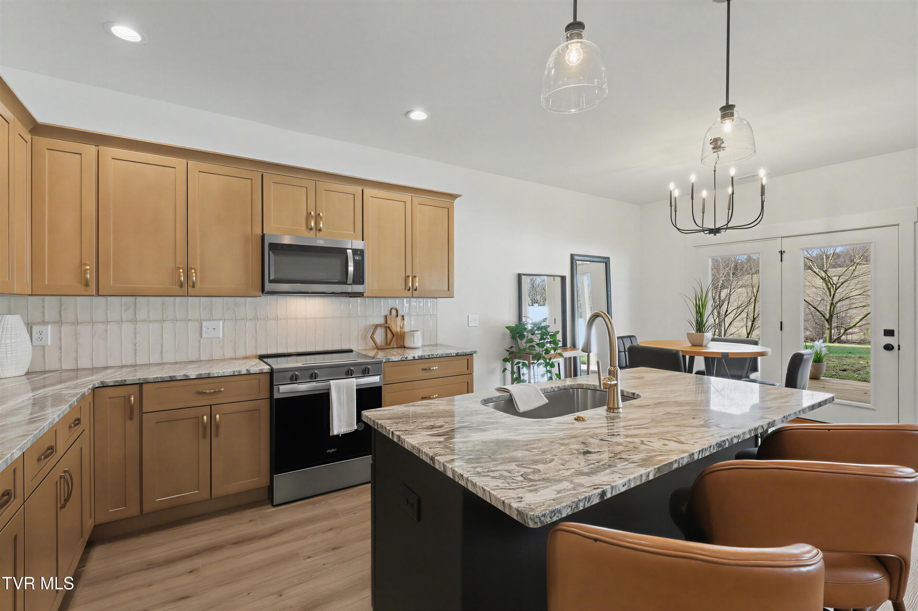 1521 Carroll Creek Road Johnson City, TN 37615 - Photo 11 of 53 The Sister Edit (13)