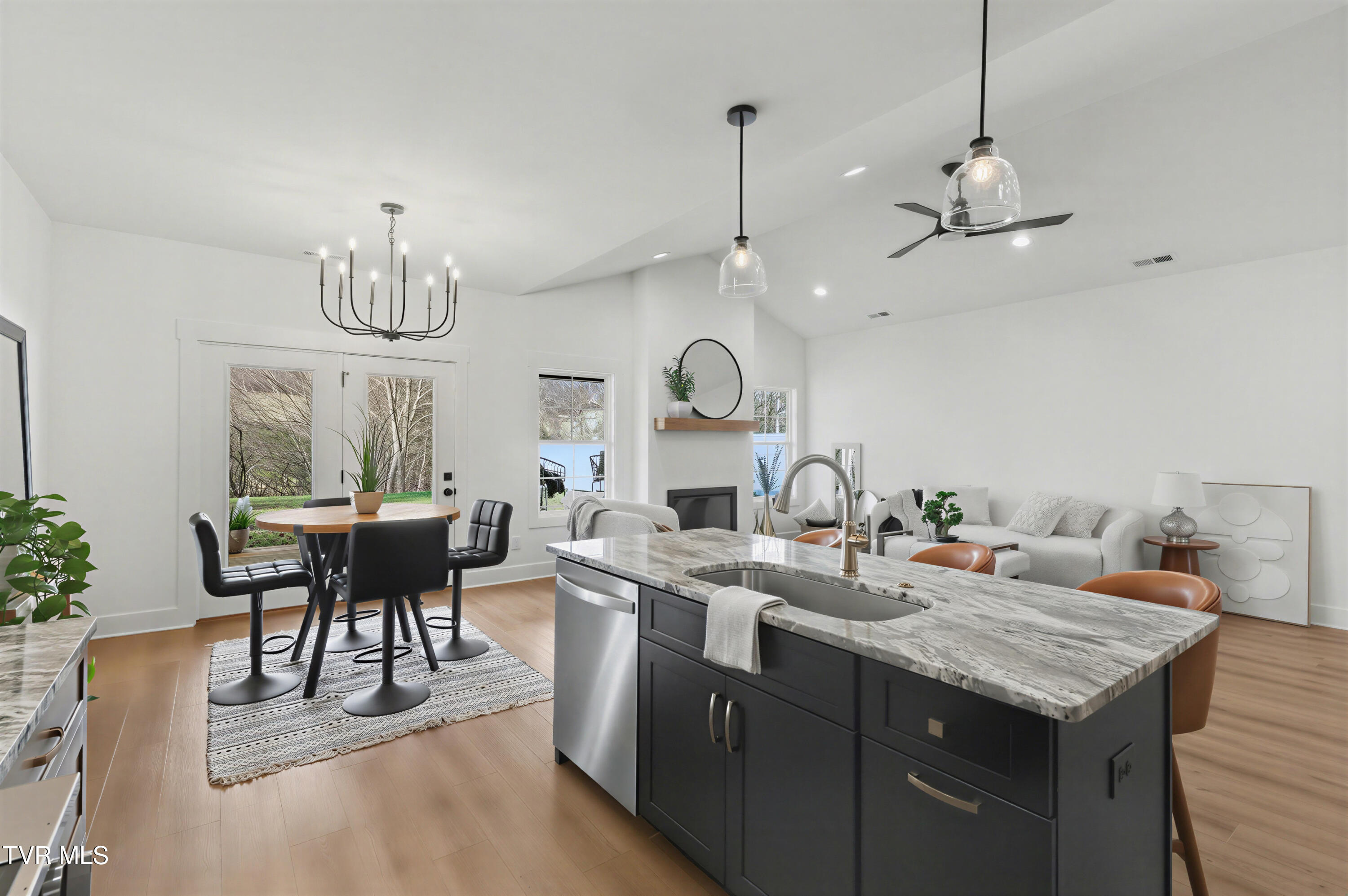 1521 Carroll Creek Road Johnson City, TN 37615 - Photo 12 of 53 The Sister Edit (14)