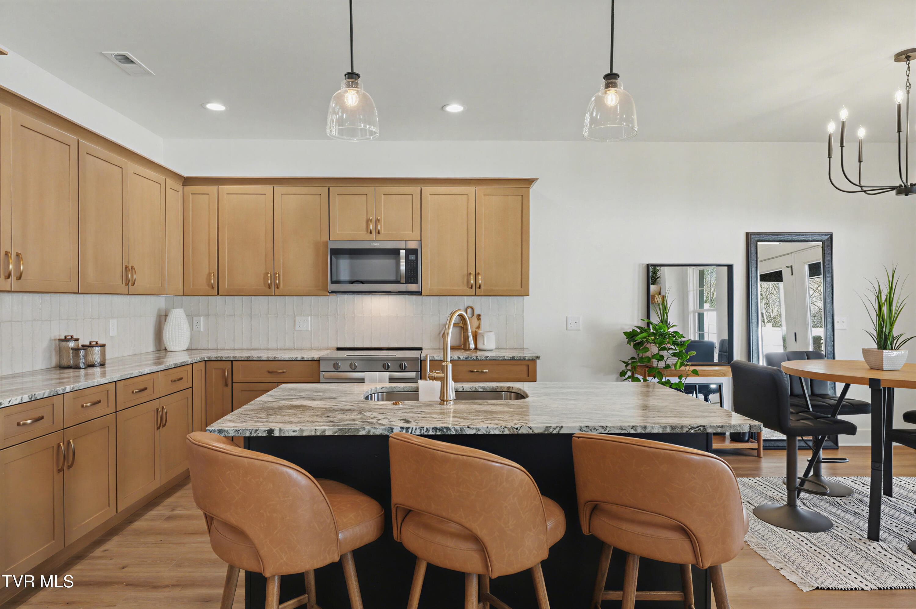 1521 Carroll Creek Road Johnson City, TN 37615 - Photo 24 of 53 The Sister Edit (23)