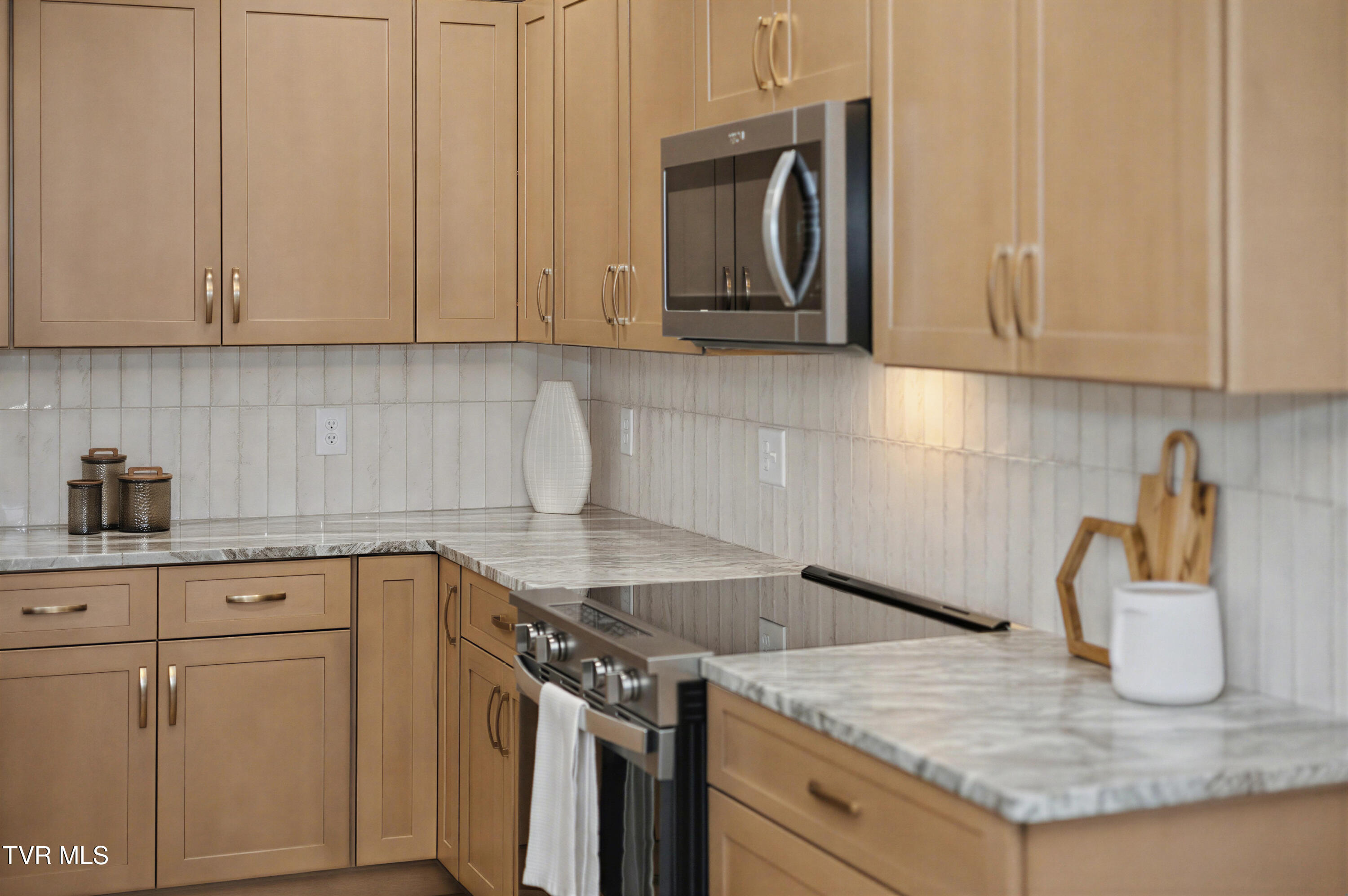 1521 Carroll Creek Road Johnson City, TN 37615 - Photo 38 of 53 The Sister Edit (36)