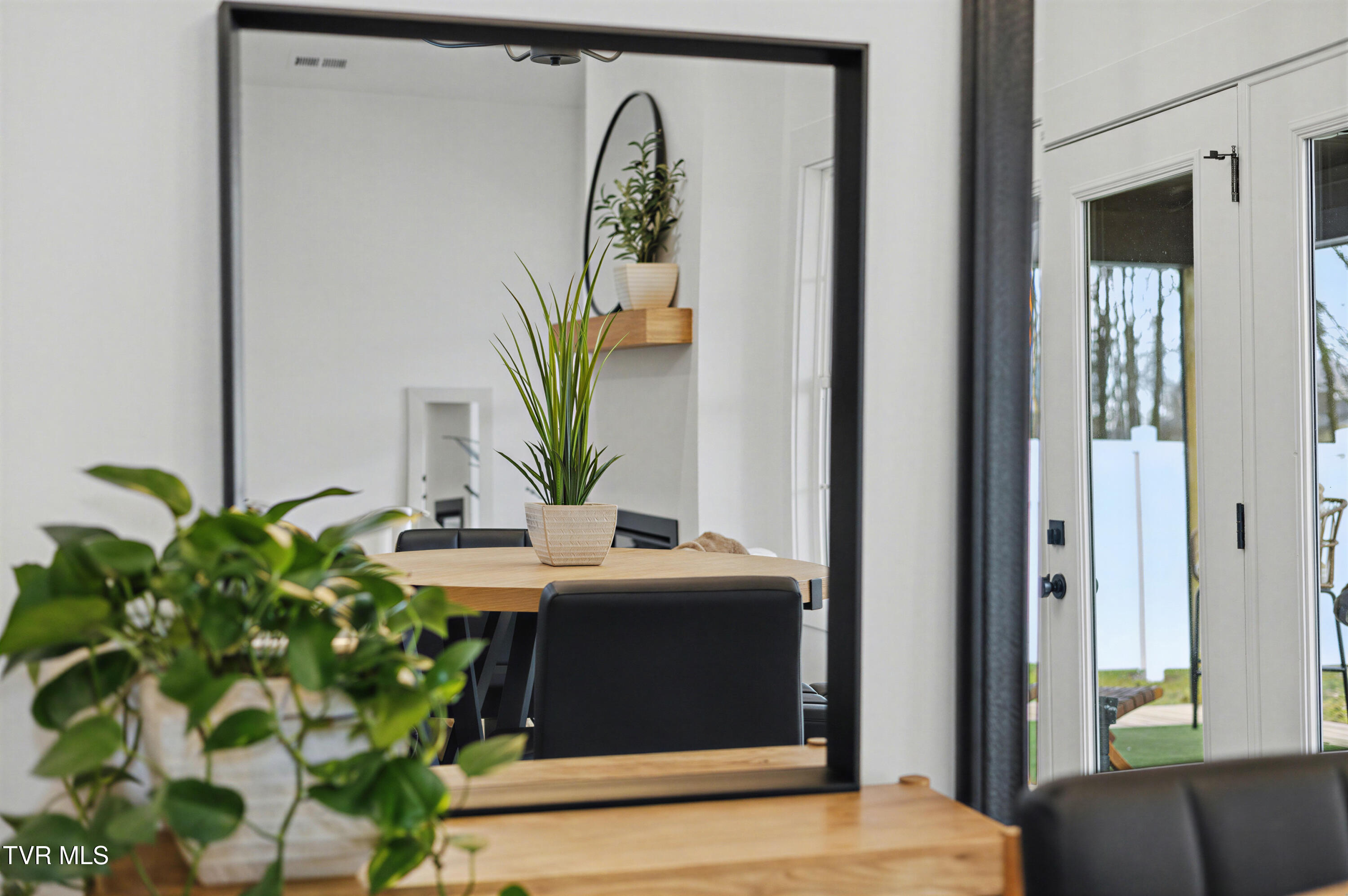 1521 Carroll Creek Road Johnson City, TN 37615 - Photo 44 of 53 The Sister Edit (42)