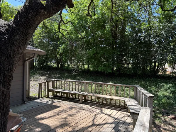 $2,300 | 2608 North 42nd Street, Waco, TX 76710