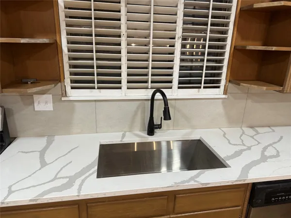 $2,300 | 2608 North 42nd Street, Waco, TX 76710