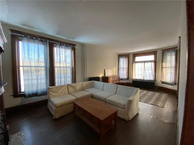 $374,900 | 227 West Fuller Avenue, St. Paul, MN 55103