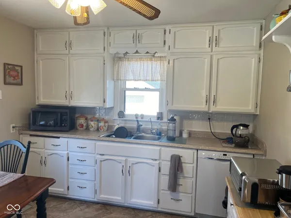 $279,900 | 522 East Fordice Street, Lebanon, IN 46052