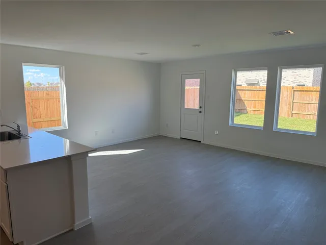 $2,300 | 2527 Night Emerald Drive, Rosharon, TX 77583