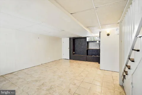 $245,000 | 3442 Valley Green Drive, Drexel Hill, PA 19026