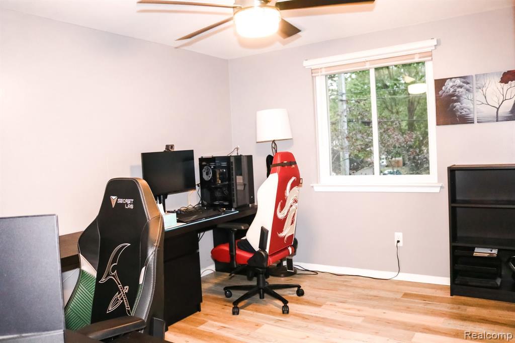 23211 Middlebelt Road Farmington Hills, MI 48336 - Photo 7 of 10
