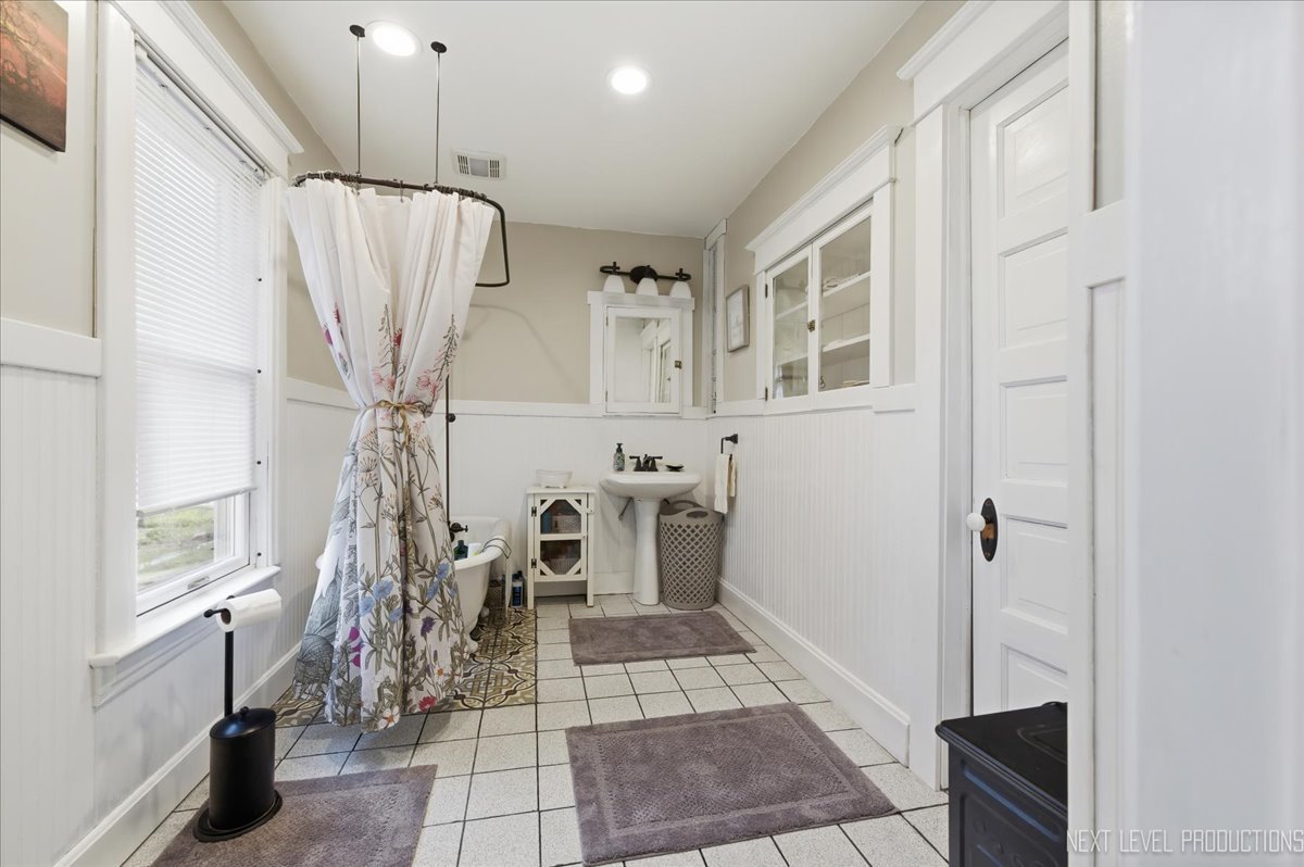 7930 East Line Road Kirkland, IL 60146 - Photo 20 of 41