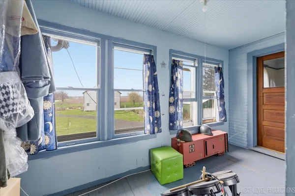 $499,000 | 7930 East Line Road, Kirkland, IL 60146