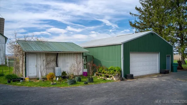 $499,000 | 7930 East Line Road, Kirkland, IL 60146