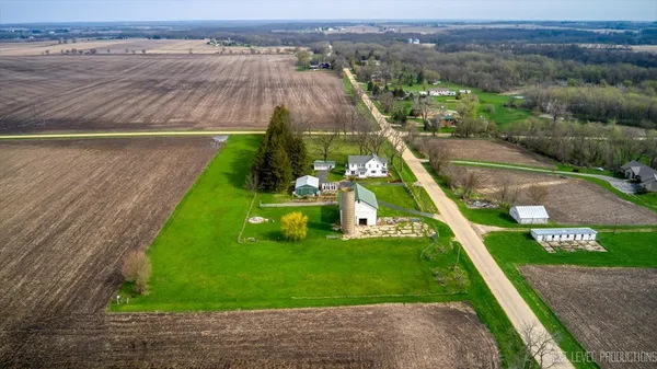 $499,000 | 7930 East Line Road, Kirkland, IL 60146