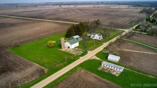 $499,000 | 7930 East Line Road, Kirkland, IL 60146
