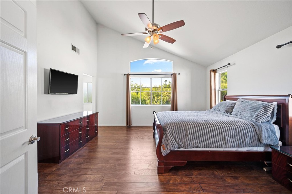 17543 Saticoy Street Northridge, CA 91325 - Photo 26 of 52