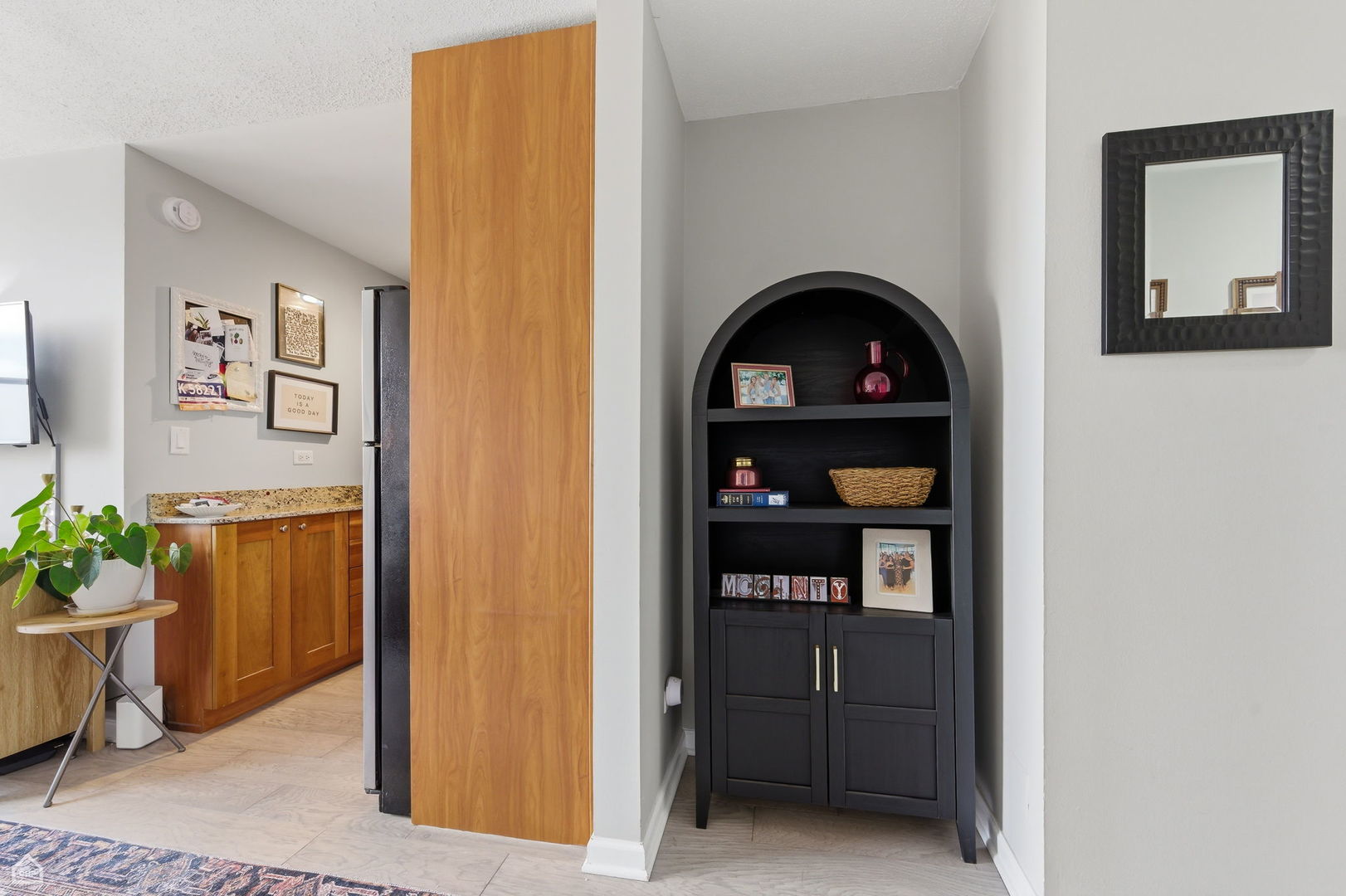 3033 North Sheridan Road, Unit 1609 Chicago, IL 60657 - Photo 6 of 12