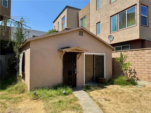 $1,650 | 11427 Garvey Avenue, Unit D, El Monte, CA 91732