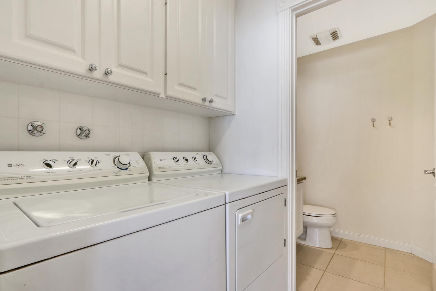 1683 Frederick Small Road Jupiter, FL 33458 - Photo 14 of 48 Laundry room