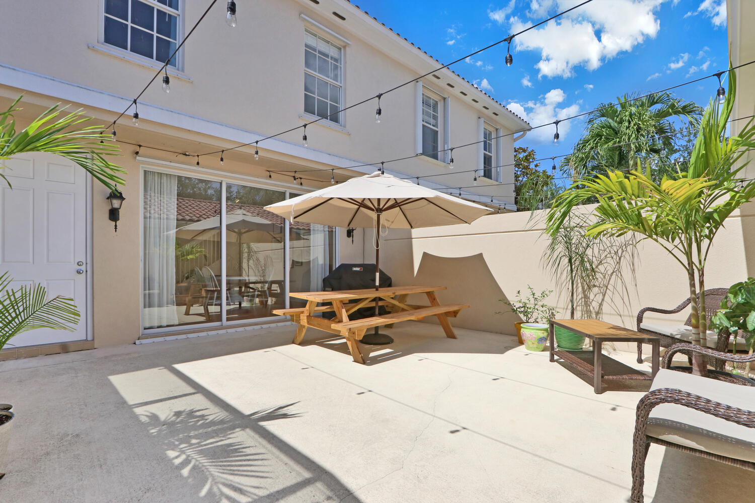 1683 Frederick Small Road Jupiter, FL 33458 - Photo 20 of 48 Court Yard