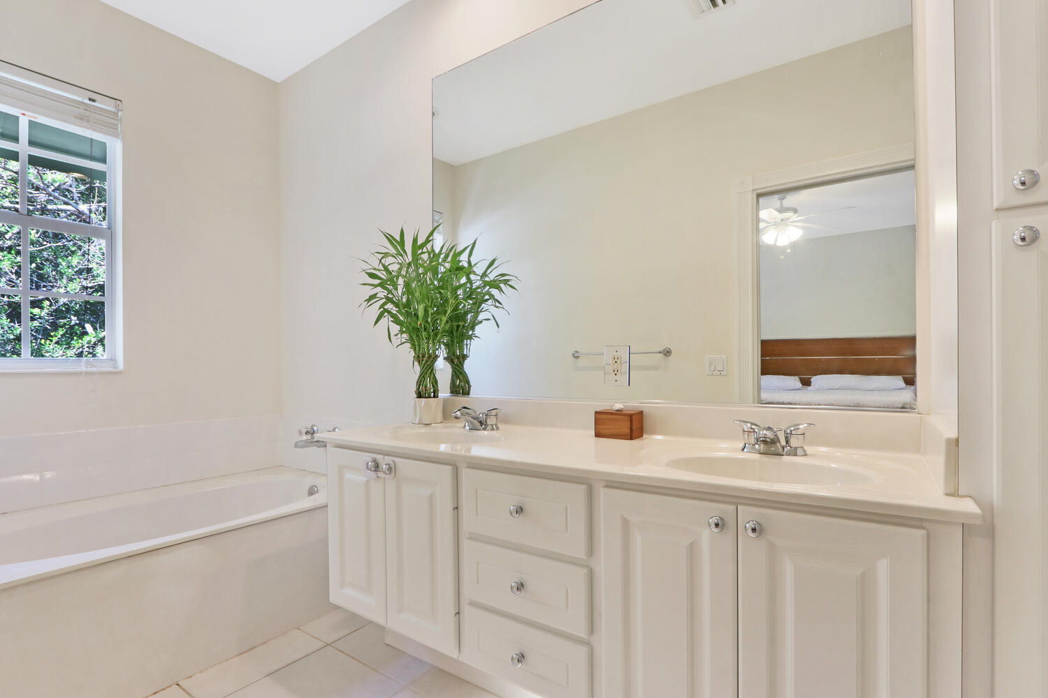 1683 Frederick Small Road Jupiter, FL 33458 - Photo 26 of 48 Master Bath