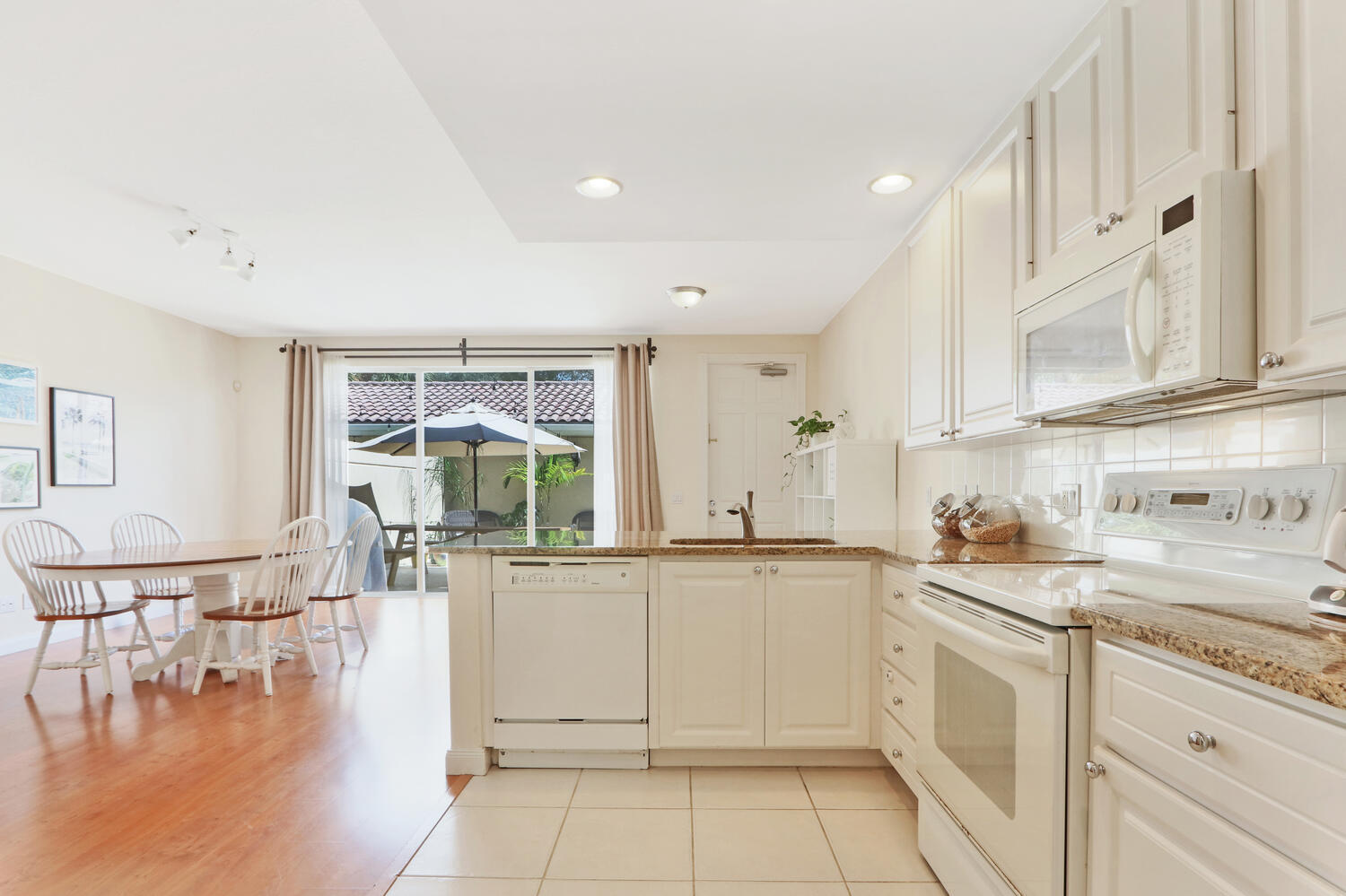 1683 Frederick Small Road Jupiter, FL 33458 - Photo 10 of 48 kitchen