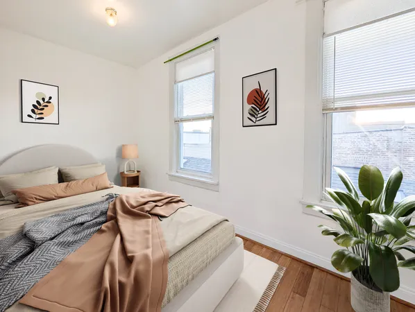 $1,600 | 2025 West Coulter Street, Unit 3, Chicago, IL 60608