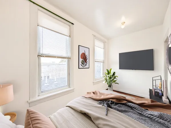$1,600 | 2025 West Coulter Street, Unit 3, Chicago, IL 60608